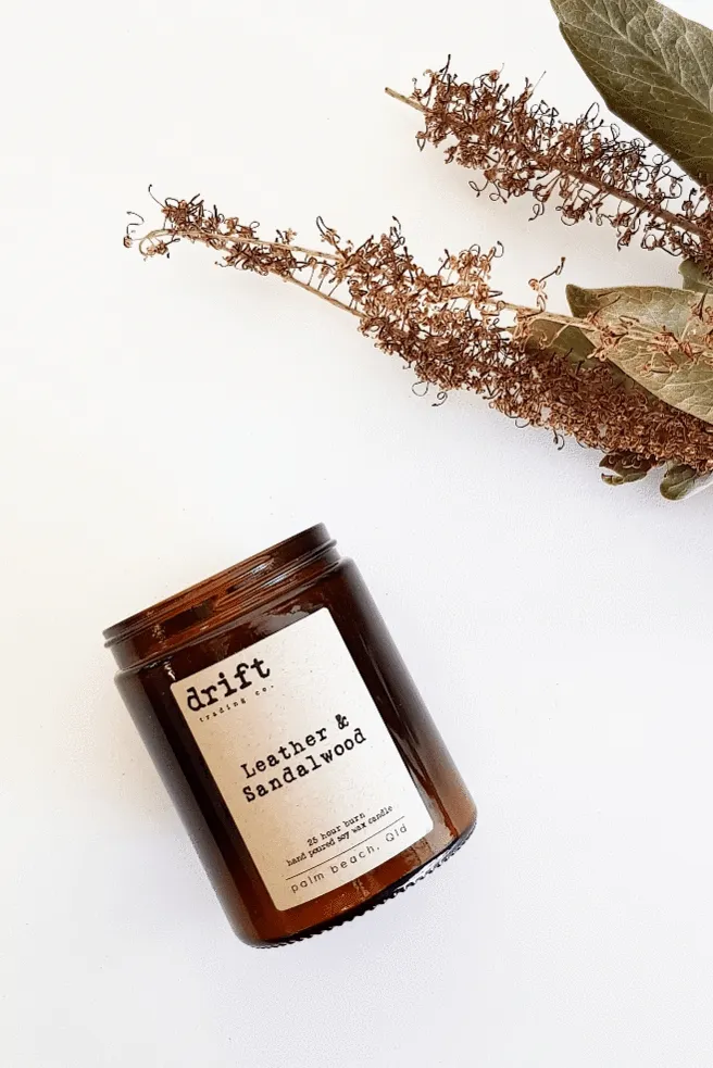 DRIFT AMBER GLASS MEDIUM CANDLE - MEDIUM